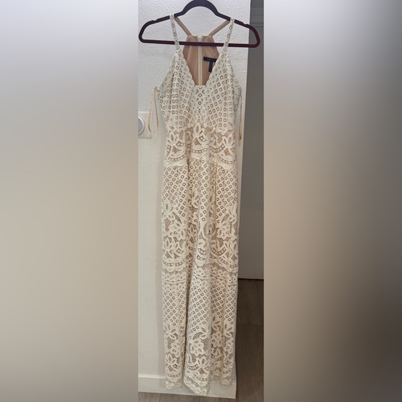 BCBGMaxAzria Christel Gown White Lace Floor Length Maxo Dress Wedding sz 6, $498 - Picture 4 of 8